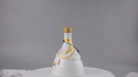 Customed Irregular Shape 500ml Ceramic Bottle for Liquor
